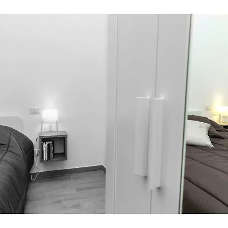 Centro Storico Napoletano 아파트